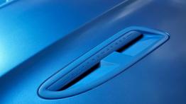 Jaguar XFR-S Sportbrake (2014) - wlot powietrza w masce