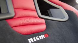 Nissan Juke Nismo RS (2014) - fotel kierowcy, widok z przodu