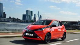 Toyota Aygo II (2014) - widok z przodu
