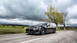 Maserati GranTurismo MC Stradale (2014) - lewy bok