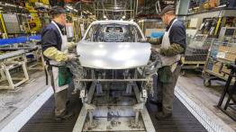 Nissan Juke Facelifting (2014) - taśma produkcyjna