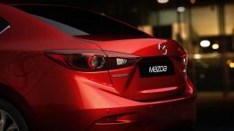 Mazda 3 III sedan (2014) - tył - inne ujęcie