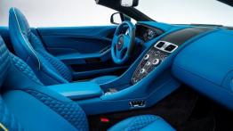 Aston Martin Vanquish Volante (2014) - widok ogólny wnętrza z przodu