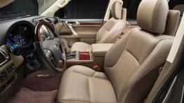 Lexus GX Facelifting (2014) - widok ogólny wnętrza z przodu