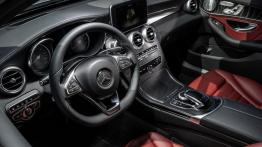 Mercedes klasy C 250 AMG Line (2014) - kierownica
