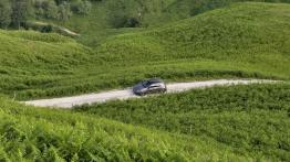 Mercedes GLA 250 4MATIC (2014) - widok z góry