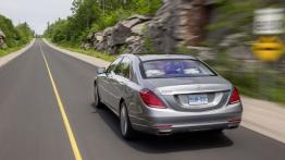 Mercedes S 500 (2014) - widok z tyłu