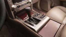 Lexus GX Facelifting (2014) - skrzynia biegów