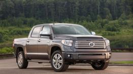 Toyota Tundra 2014 - widok z przodu