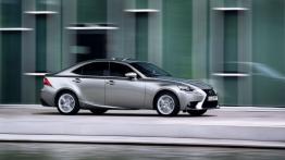 Lexus IS III 300h (2014) - prawy bok