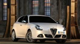 Alfa Romeo Giulietta Facelifting (2014) - widok z przodu