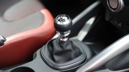 Hyundai Veloster Turbo R-Spec (2014) - skrzynia biegów