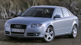 Audi A4 - widok z przodu