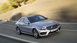 Mercedes klasy C 250 AMG Line (2014) - widok z przodu