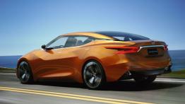 Nissan Sport Sedan Concept (2014) - widok z tyłu