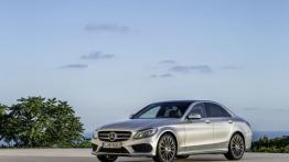 Mercedes klasy C 250 AMG Line (2014) - widok z przodu