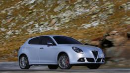Alfa Romeo Giulietta Facelifting (2014) - prawy bok