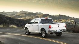 Ram 1500 (2014) - widok z tyłu
