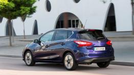 Nissan Pulsar 1.2 DIG-T (2014) - widok z tyłu