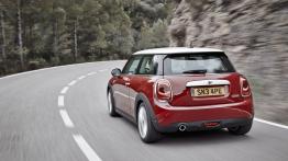 Mini Cooper 2014 - widok z tyłu