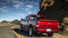 Ram 1500 (2014) - widok z tyłu