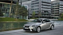 Lexus IS III 300h (2014) - lewy bok