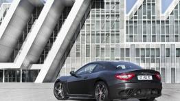 Maserati GranTurismo MC Stradale (2014) - widok z tyłu