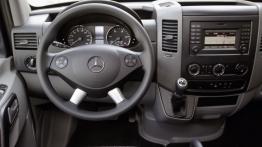 Mercedes Sprinter Facelifting (2014) - kokpit