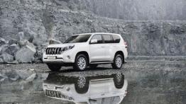 Toyota Land Cruiser 150 Facelifting (2014) - lewy bok