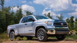 Toyota Tundra 2014 - widok z przodu