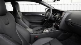 Audi RS5 TDI Concept (2014) - widok ogólny wnętrza z przodu