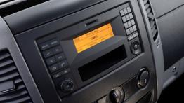 Mercedes Sprinter Facelifting (2014) - radio/cd/panel lcd
