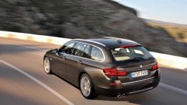 BMW serii 5 Touring F11 Facelifting (2014) - widok z tyłu