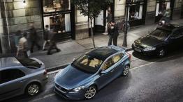 Stonowana rewolucja po szwedzku - Volvo V40