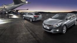 Hyundai i40 - lewy bok