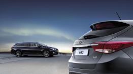 Hyundai i40 - prawy bok