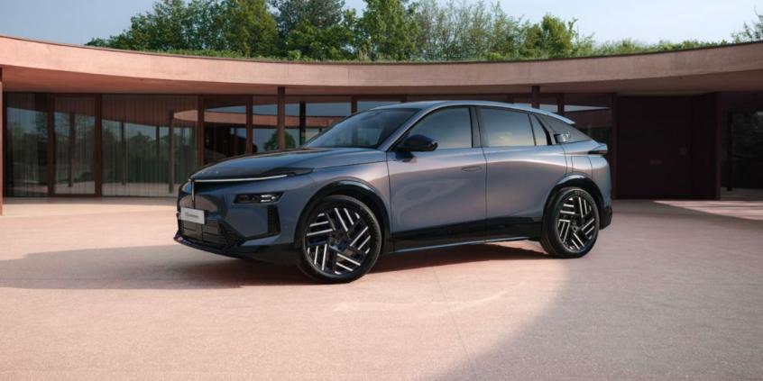 Lancia wraca z mocnym autem. Nowa Gamma przejedzie ponad 740 km