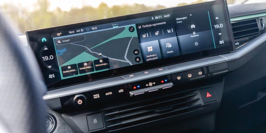 Opel Grandland 1.6 Plug-in Hybrid GS nie porywa za serce, za to jest do bólu pragmatyczny