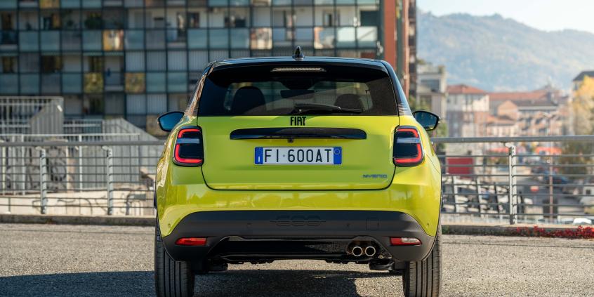 Fiat 600 Sport z fabryki w Tychach wjeżdża do salonów. Znamy polskie ceny