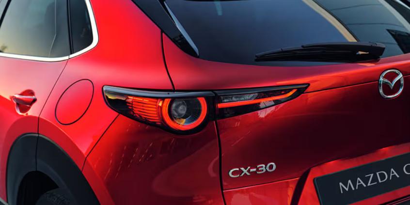 Mazda CX-30 po ważnych zmianach. Nowe systemy i bogatsze wyposażenie