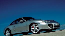 Porsche 911 996 Carrera 4S - widok z przodu