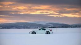 Nissan 370Z Nismo (2015) - lewy bok