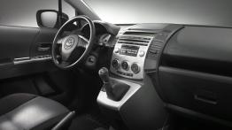 Mazda 5 - pełny panel przedni