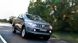Mitsubishi Triton 2015 - widok z przodu