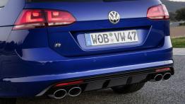 Volkswagen Golf VII R Variant (2015) - tył - inne ujęcie