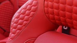 Aston Martin Vanquish Volante (2015) - fotel kierowcy, widok z przodu