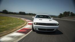 Dodge Challenger III Facelifting (2015) - widok z przodu