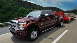 Ford serii F Super Duty 2015 - lewy bok