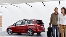 BMW 220i Gran Tourer (2015) - widok z tyłu
