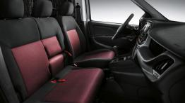 Fiat Doblo III Cargo Facelifting (2015) - widok ogólny wnętrza z przodu